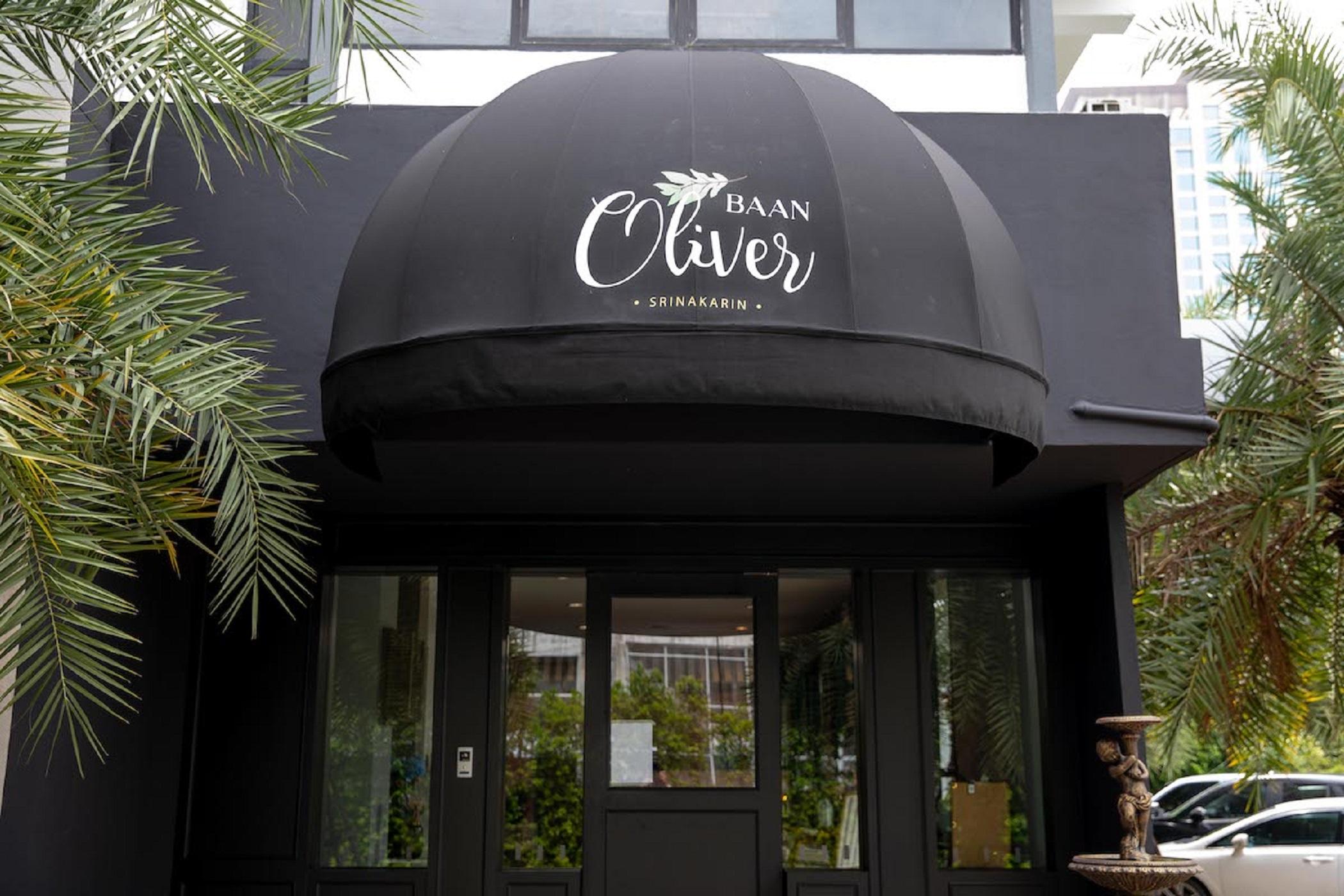 Baan Oliver Srinakarin Bangkok Bagian luar foto